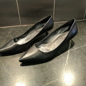 Women's shoes 8 narrow